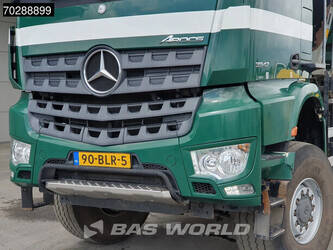 2018-mercedes-benz-arocs-3342-1294355-45763754