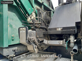 2018-mercedes-benz-arocs-3342-1294355-45763758