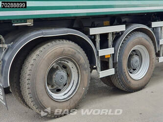 2018-mercedes-benz-arocs-3342-1294355-45763786