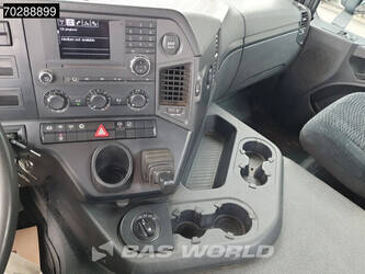 2018-mercedes-benz-arocs-3342-1294355-45763795