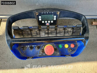 2014-scania-r520-1428229-45764587