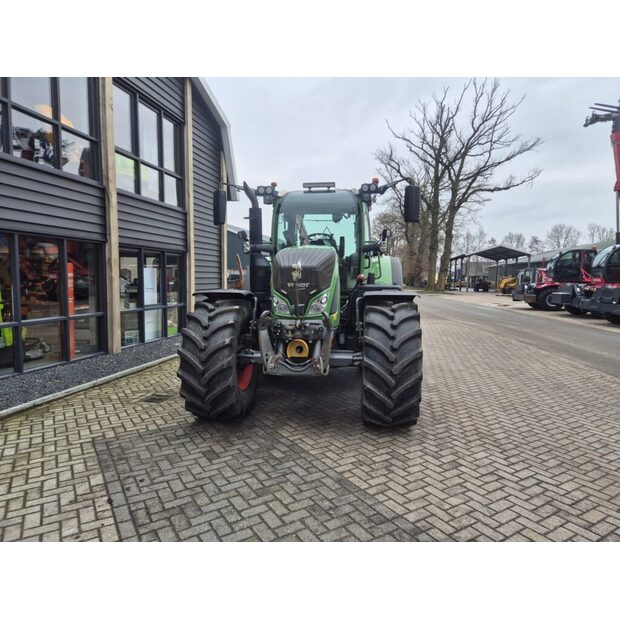 2016 فندت-45768054