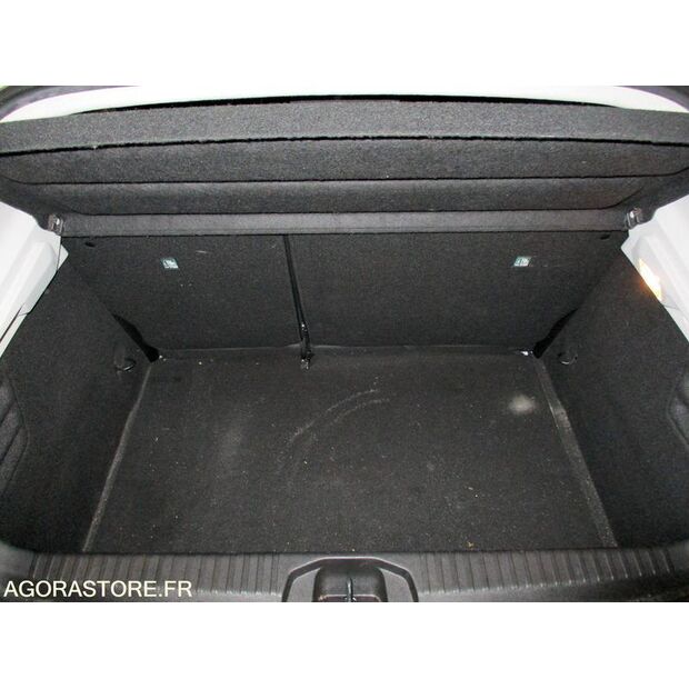 2020 رينو Clio-45776958