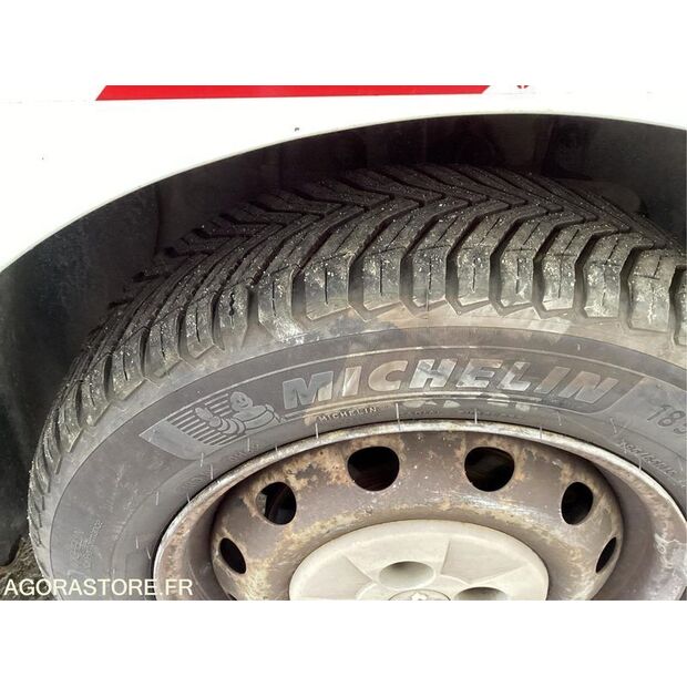 2010 Peugeot Bipper-45776981