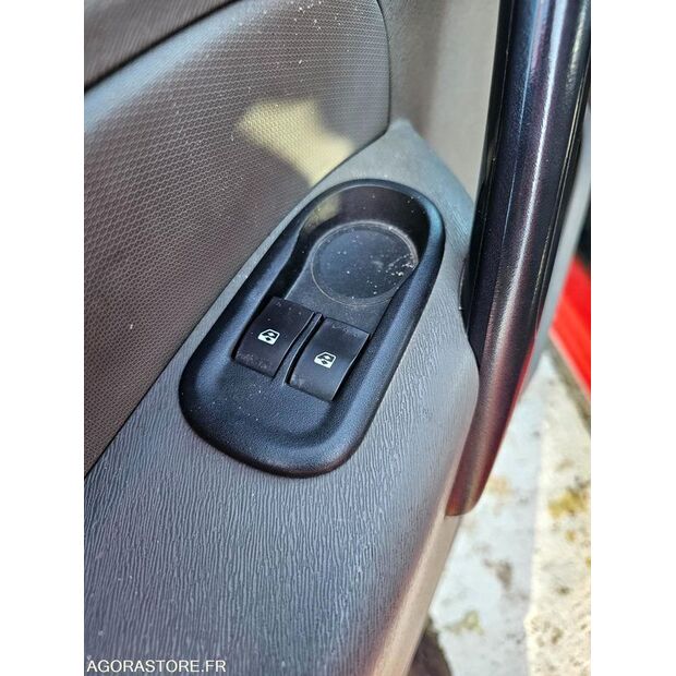 2009 رينو Kangoo-45777006