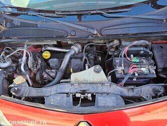 2009-renault-kangoo-1428272-45777010