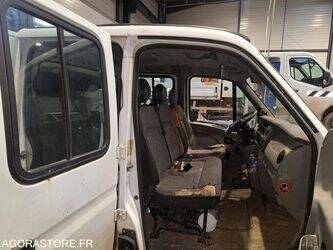 2009-renault-master-1428274-45777036