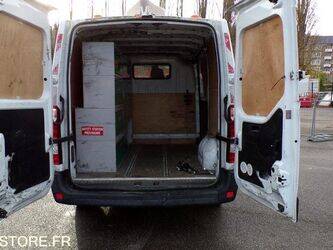 2013-renault-master-1428283-45777130