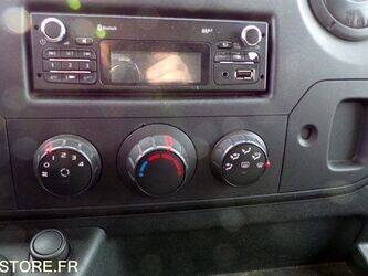 2013-renault-master-1428283-45777132