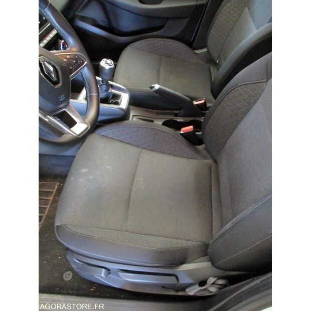 2020 رينو Clio-45777172