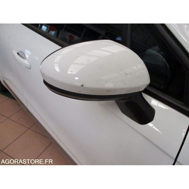 2020 رينو Clio-45777177