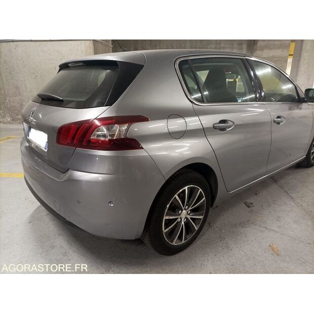 2015 بيجو 308-45777311