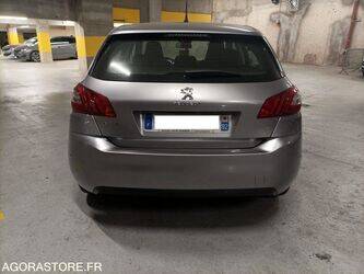 2015-peugeot-308-1428303-45777312