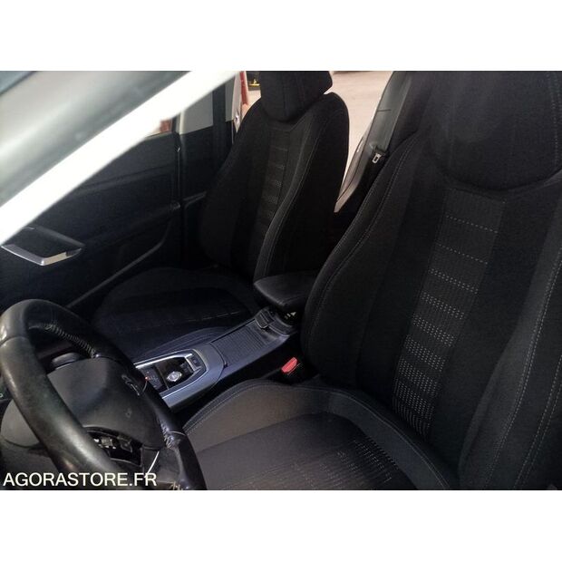 2015 بيجو 308-45777319