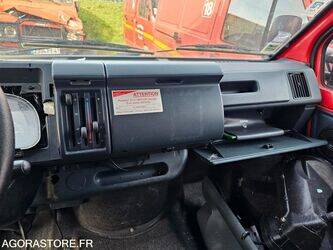1997-renault-trafic-1428307-45777358