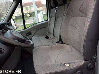 2010-renault-master-1428313-45777445