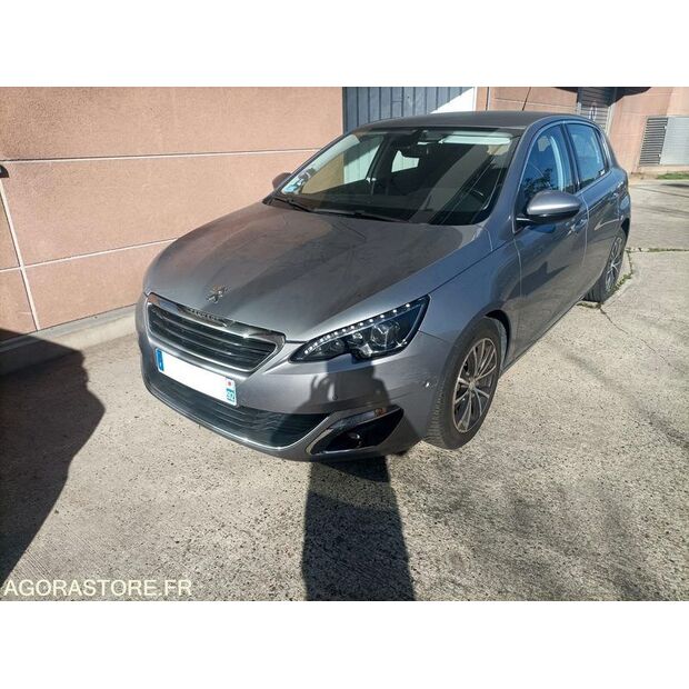 2015 بيجو 308-45777516