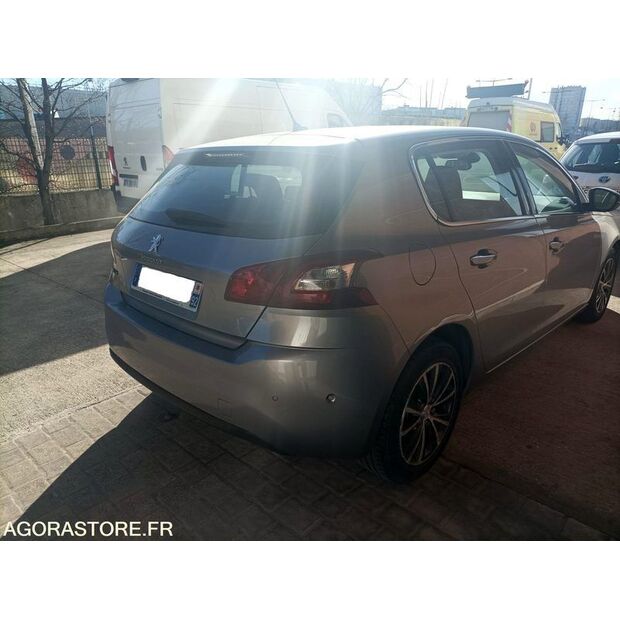 2015 بيجو 308-45777521