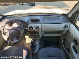 2008-renault-kangoo-1428325-45777537