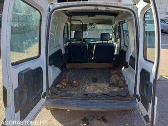 2001-renault-kangoo-1428326-45777545