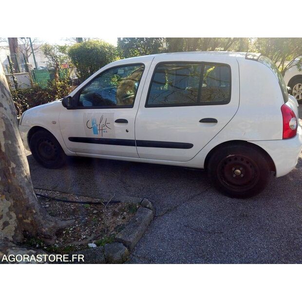 2006 رينو Clio-45777554