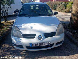 2006-renault-clio-1428328-45777557