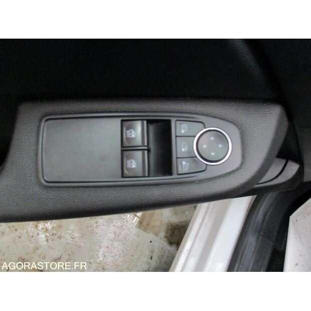 2020 Renault Clio-45777574