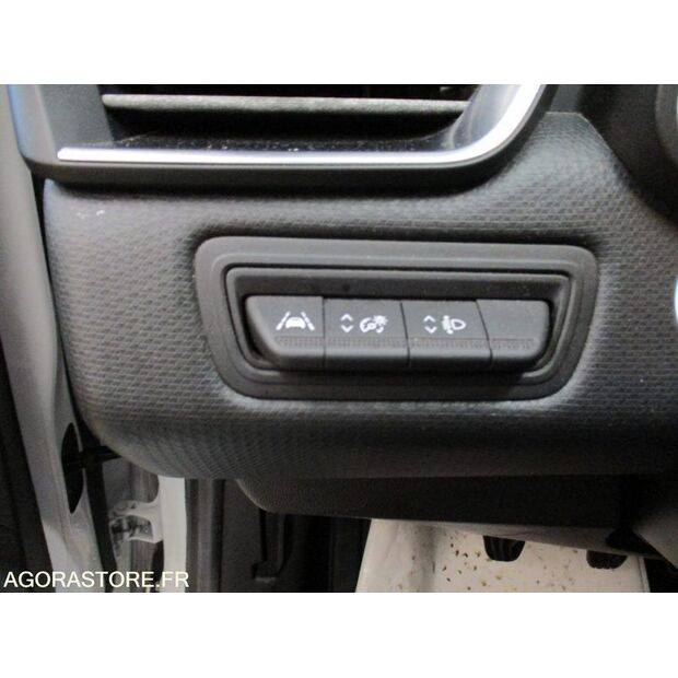 2020 Renault Clio-45777575