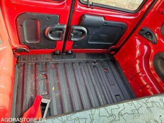 1999-renault-kangoo-1428336-45777684