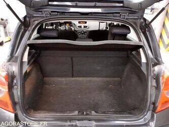 2008-renault-clio-1428337-45777691