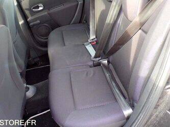 2007-renault-clio-1428338-45777709