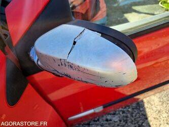 2010-renault-clio-1428342-45777755