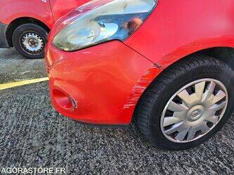 2010-renault-clio-1428342-45777757