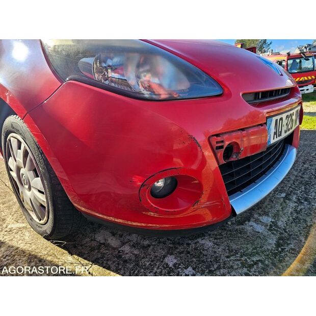 2010 رينو Clio-45777759