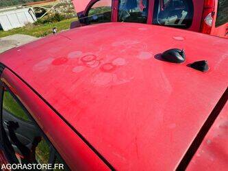 2010-renault-clio-1428342-45777770