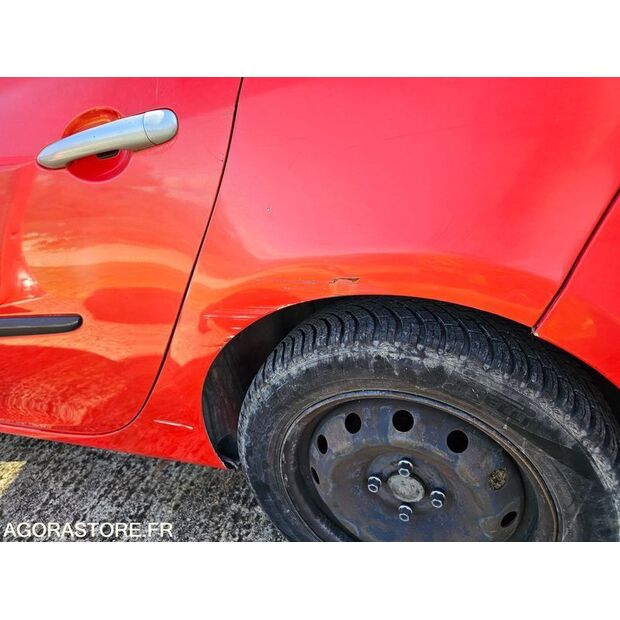 2010 رينو Clio-45777771