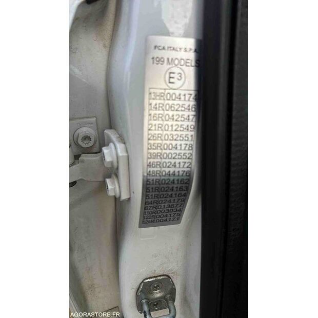 2017 Fiat 500-45777865