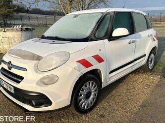 2017-fiat-500-1428352-45777873