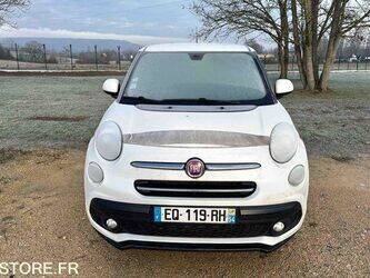 2017-fiat-500-1428352-45777878