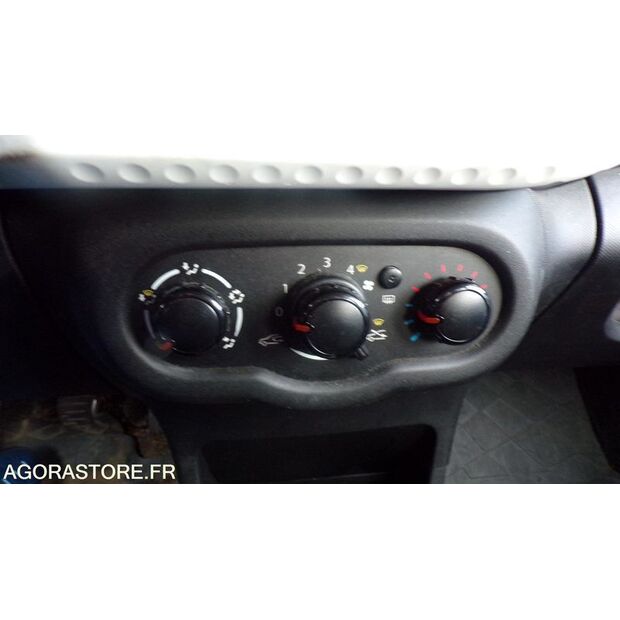 2018 Renault Twingo-45777946