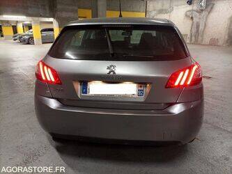 2015-peugeot-308-1428361-45777963