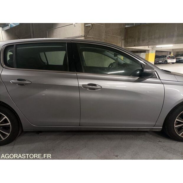 2015 Peugeot 308-45777967