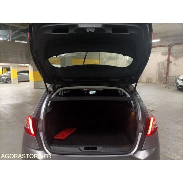 2015 Peugeot 308-45777969