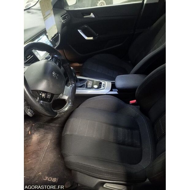 2015 Peugeot 308-45777972