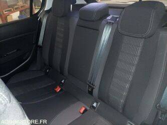 2015-peugeot-308-1428361-45777974