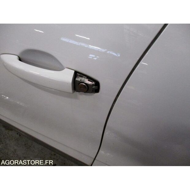 2020 رينو Clio-45778097