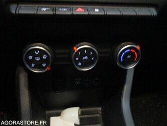 2020-renault-clio-1428374-45778107