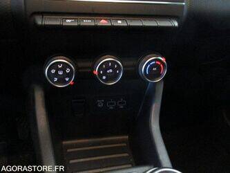 2020-renault-clio-1428377-45778136