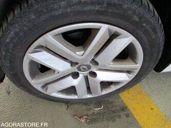 2020-renault-clio-1428377-45778144