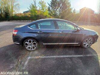 2016-citroen-c5-1428382-45778240